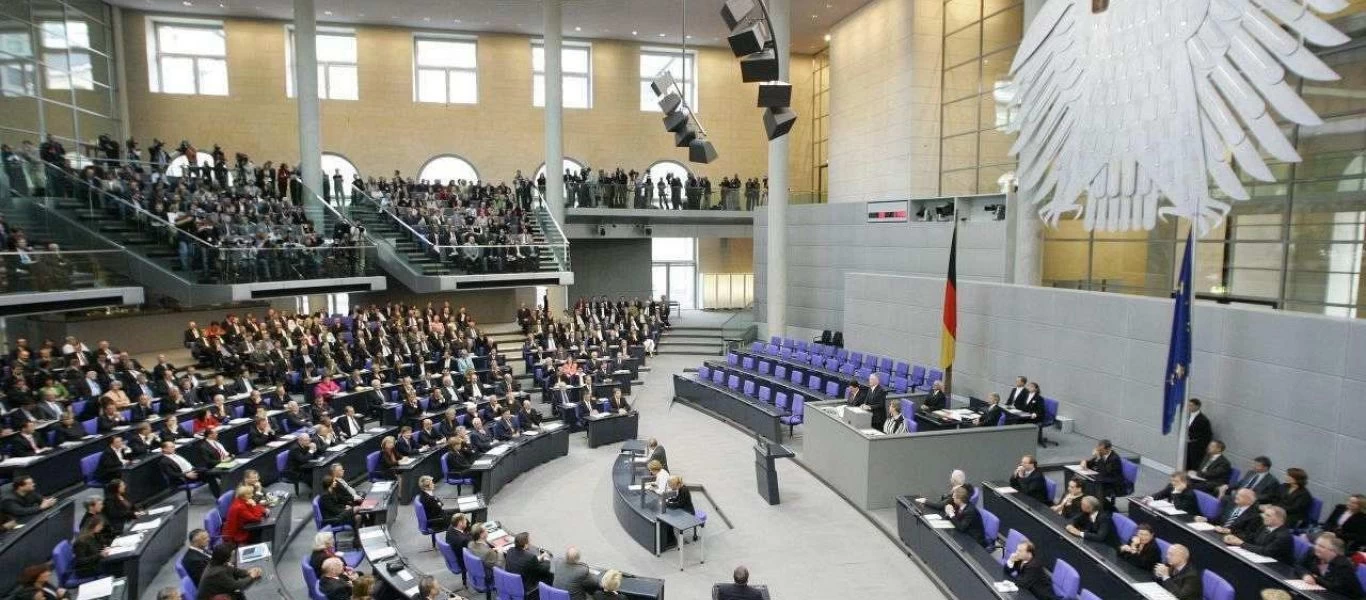 Γερμανία: Υποχρεωτικός εμβολιασμός προ των πυλών για τους υγειονομικούς